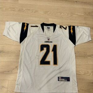 White and black Nike NFL Chargers jersey #NFL #Chargers
Size 52